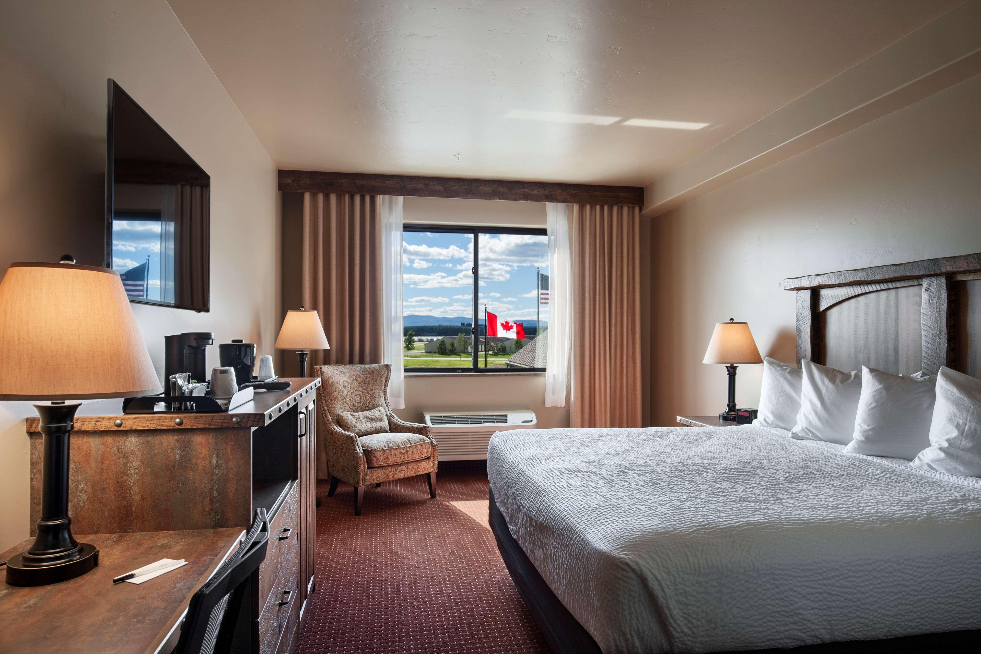Glacier International Lodge Kalispell Exterior photo